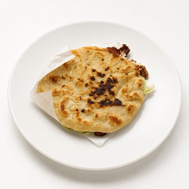 Pupusa Revuelta / Mixed Pupusa.